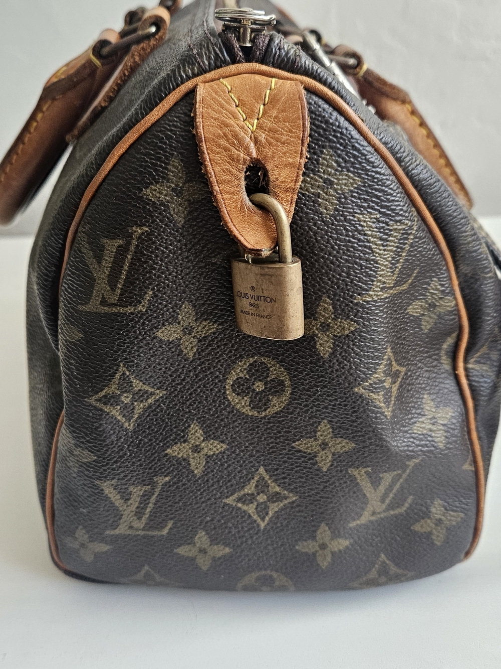 Louis Vuitton Monogram Speedy 25 Satchel in Brown - Picture 5 of 10